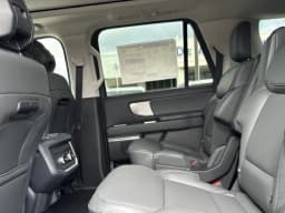 Ford Expedition Max Active 4x2 2027 — side view