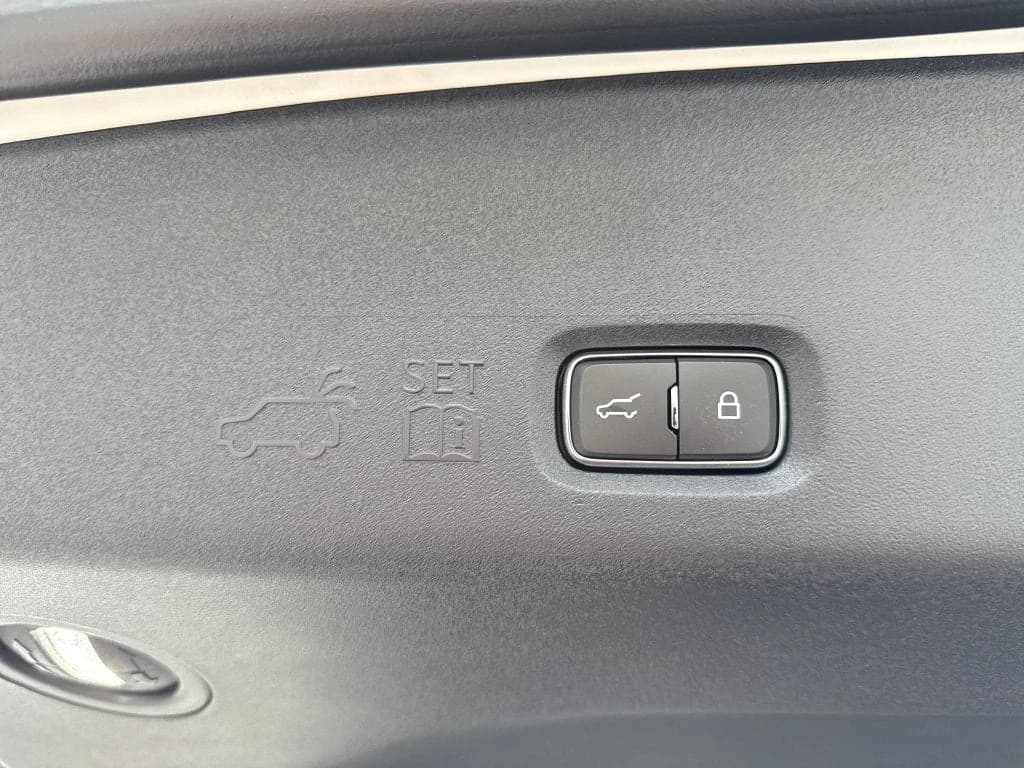 Ford Expedition Max Active 4x2 2027 — side view