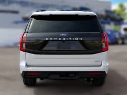Ford Expedition Max Active 4x4 2027 — side view