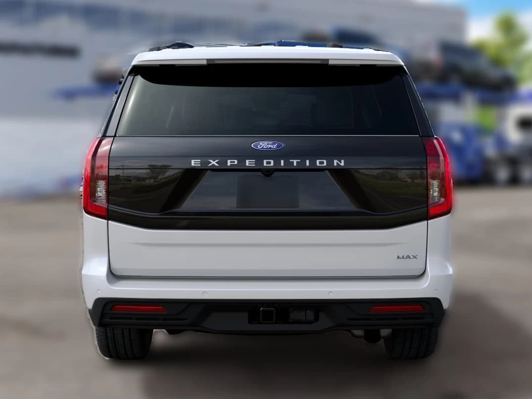 Ford Expedition Max Active 4x4 2027 — side view