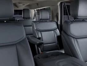 Ford Expedition Max Active 4x4 2027 — side view