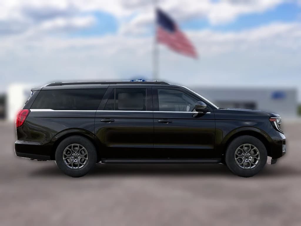 Ford Expedition Max Active 4x4 2027 — side view