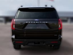 Ford Expedition Max Active 4x4 2027 — side view