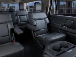 Ford Expedition Max Active 4x4 2027 — side view