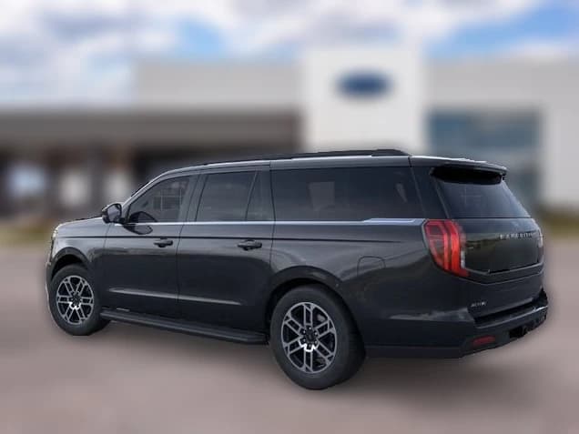 Ford Expedition Max Active 4x4 2026 — side view