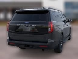 Ford Expedition Max Active 4x4 2026 — side view