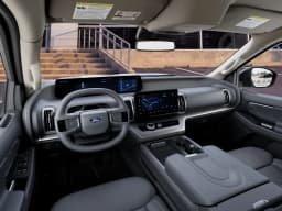 Ford Expedition Max Active 4x4 2027 — side view
