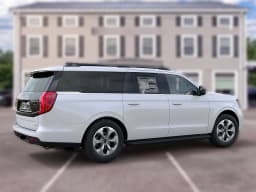 Ford Expedition Max Active 4x4 2027 — side view