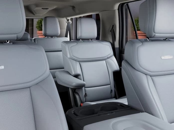 Ford Expedition Max Platinum 4x2 2027 — side view