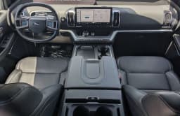 Ford Expedition Max Platinum 4x4 2026 — side view