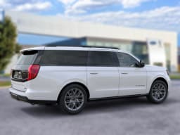 Ford Expedition Max Platinum 4x4 2027 — side view