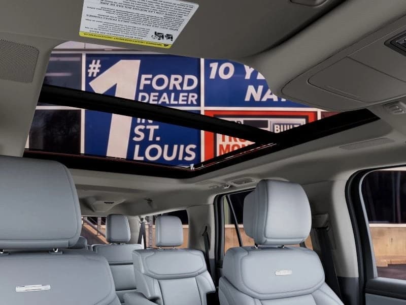 Ford Expedition Max Platinum 4x4 2027 — side view