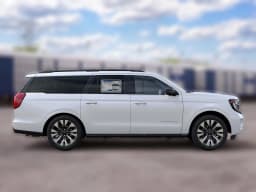 Ford Expedition Max Platinum 4x4 2027 — side view