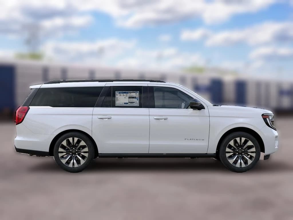 Ford Expedition Max Platinum 4x4 2027 — side view