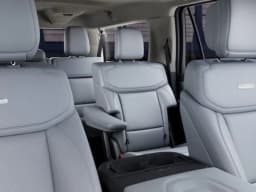 Ford Expedition Max Platinum 4x4 2027 — side view