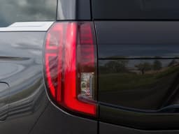 Ford Expedition Max Platinum 4x4 2027 — side view