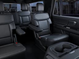 Ford Expedition Max Platinum 4x4 2027 — side view