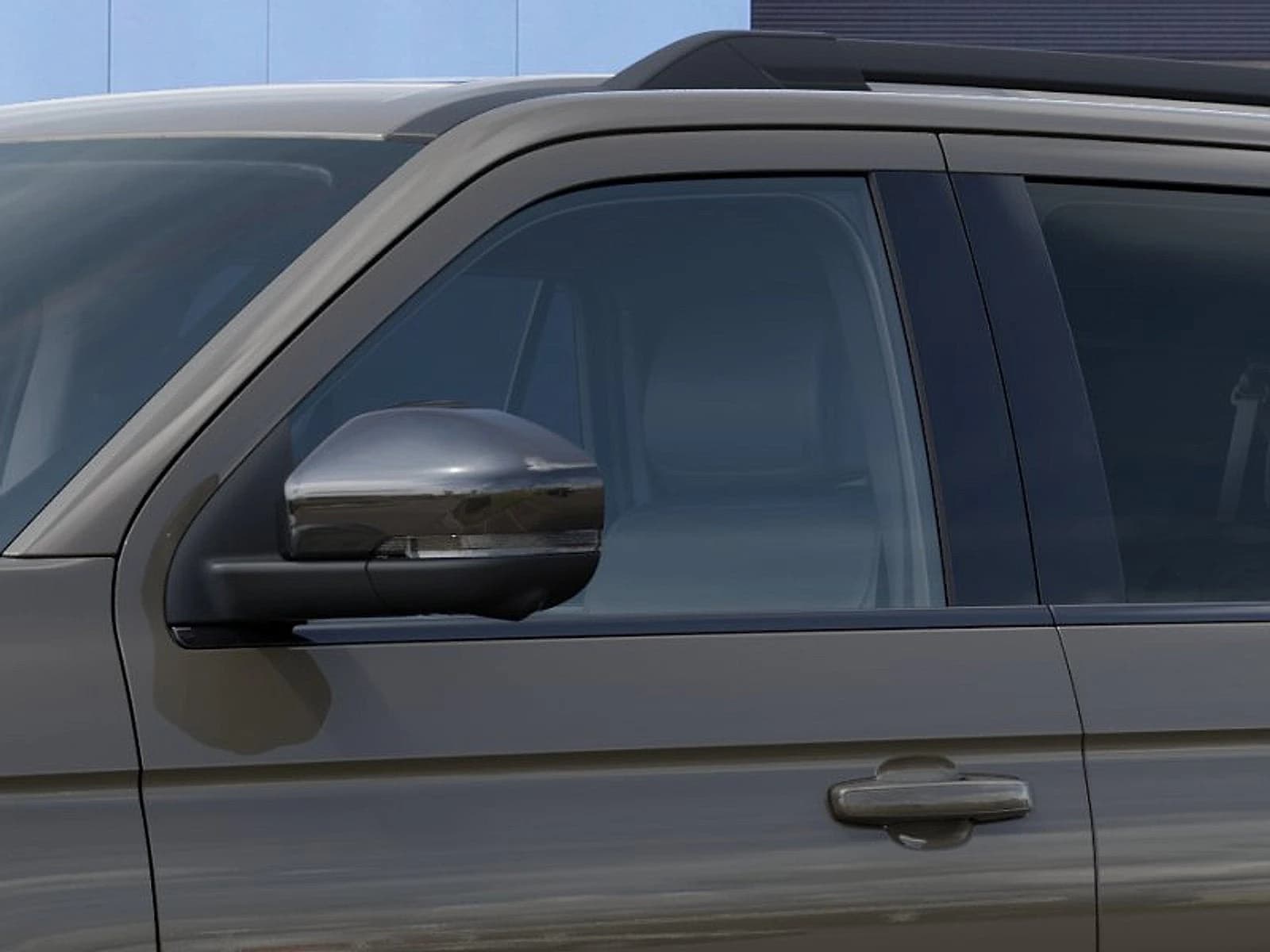 Ford Expedition Max Platinum 4x4 2027 — side view