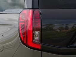 Ford Expedition Max Platinum 4x4 2027 — side view