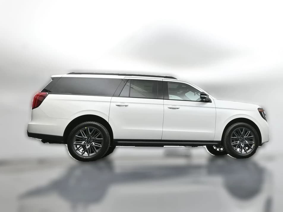 Ford Expedition Max Platinum 4x4 2026 — side view