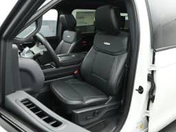 Ford Expedition Max Platinum 4x4 2026 — side view
