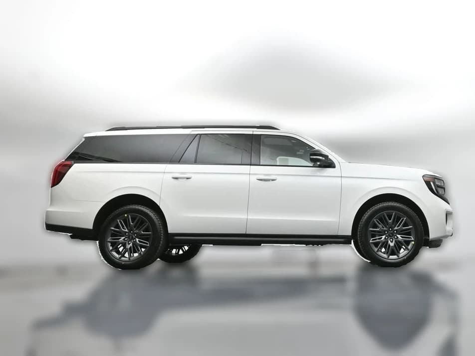 Ford Expedition Max Platinum 4x4 2026 — side view