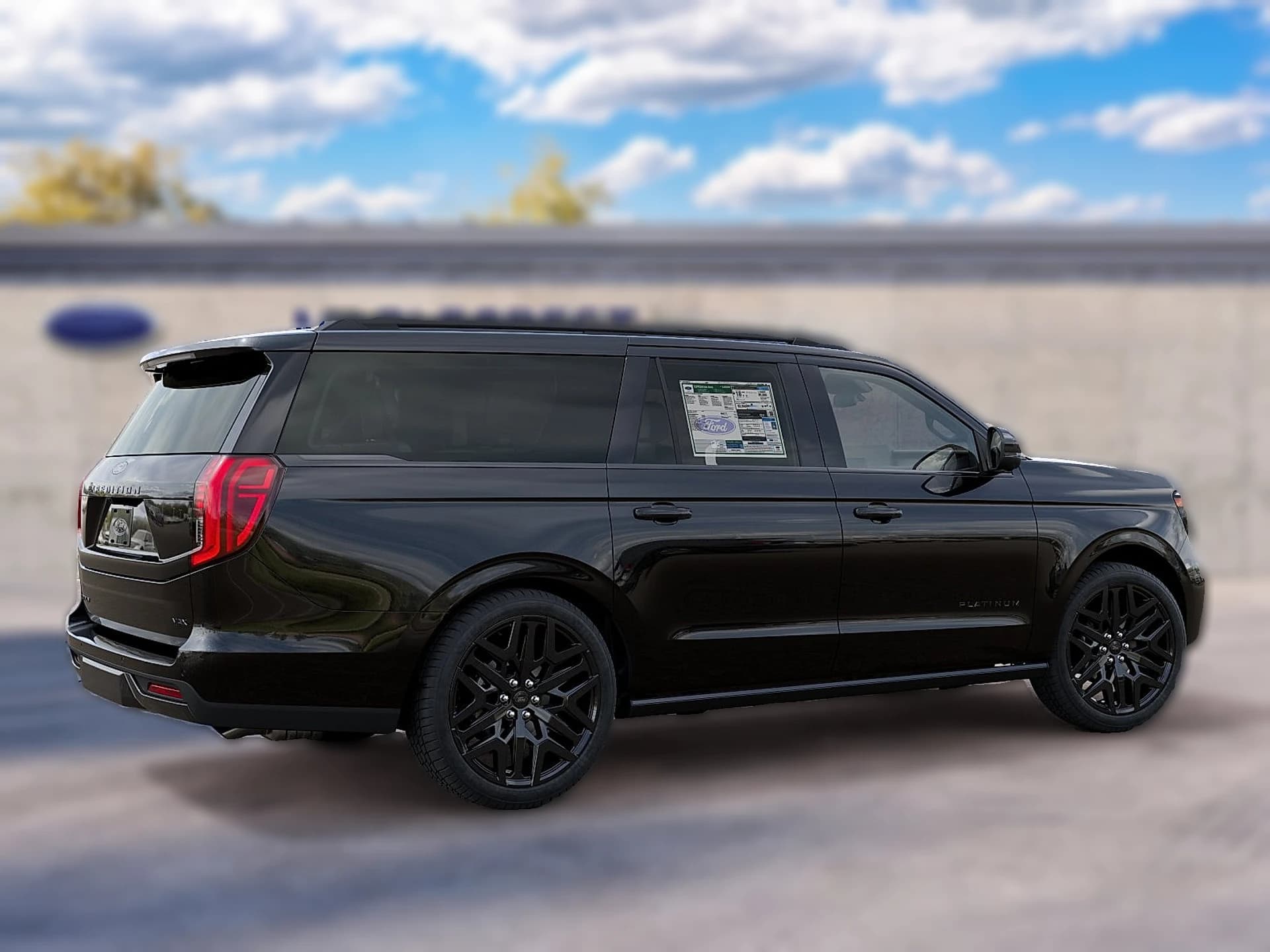 Ford Expedition Max Platinum 4x4 2027 — side view
