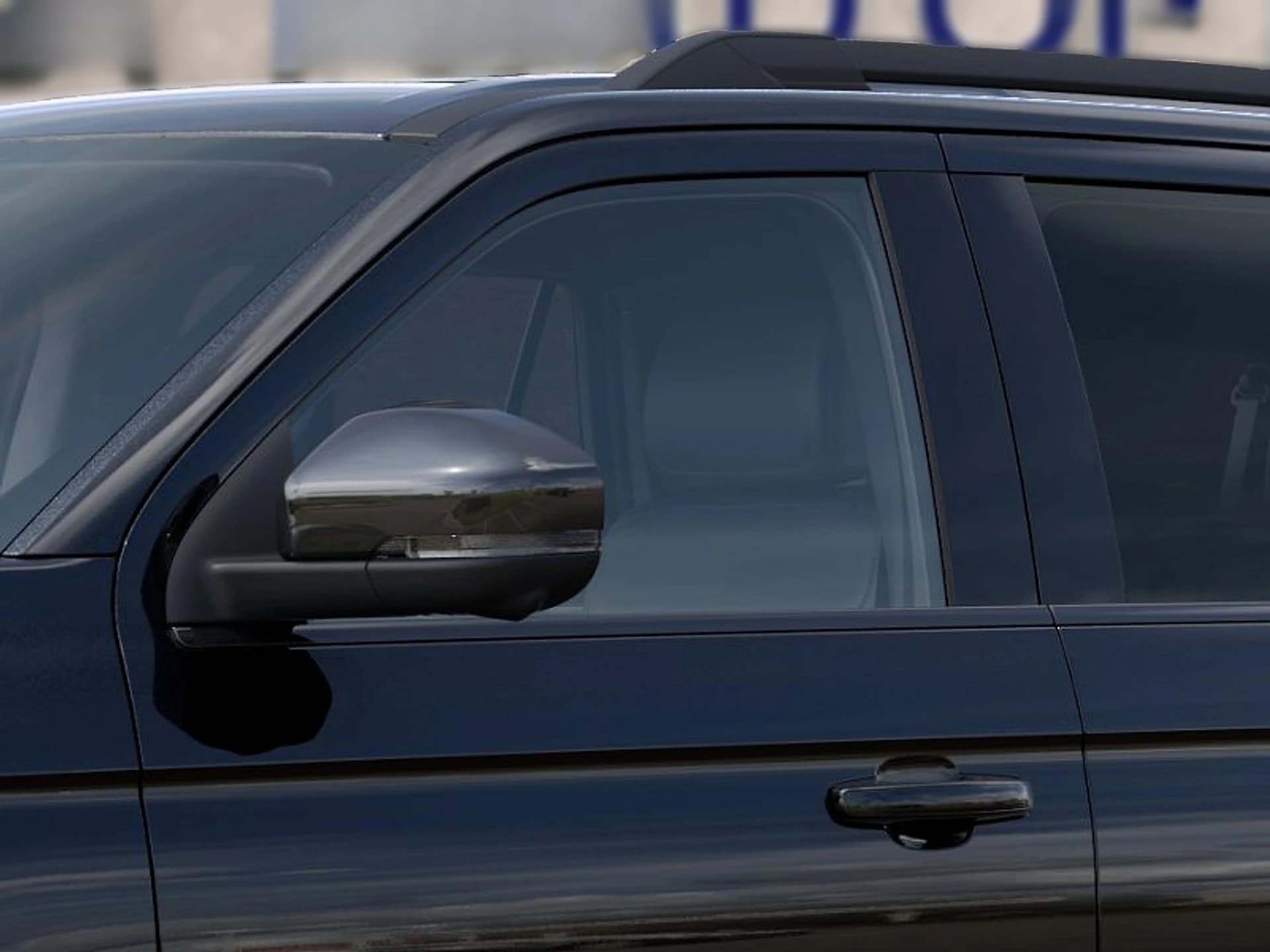 Ford Expedition Max Platinum 4x4 2027 — side view
