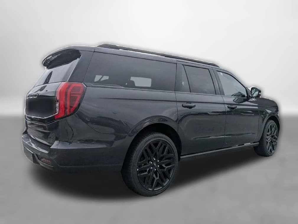 Ford Expedition Max Platinum 4x4 2027 — side view