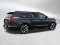 Ford Expedition Max Platinum 4x4 2027 — side view