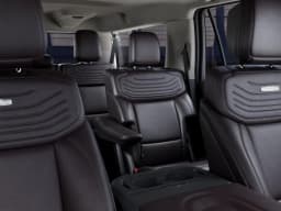 Ford Expedition Max Platinum 4x4 2027 — side view