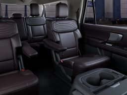 Ford Expedition Max Platinum 4x4 2027 — side view