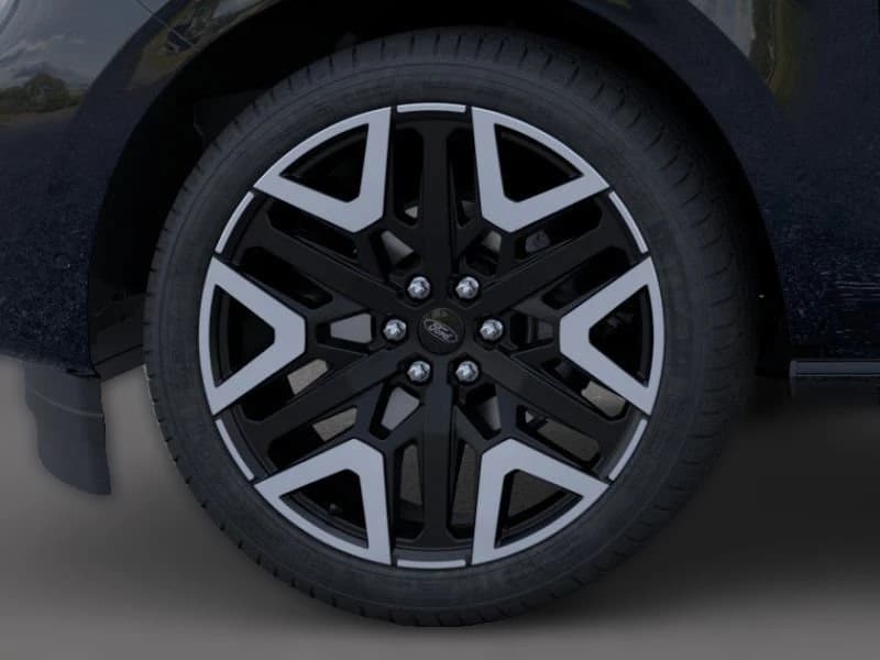 Ford Expedition Max Platinum 4x4 2026 — side view