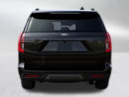 Ford Expedition Max Platinum 4x4 2027 — side view