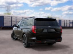Ford Expedition Max Platinum 4x4 2027 — side view