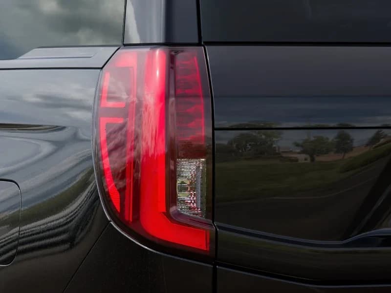 Ford Expedition Max Platinum 4x4 2027 — side view