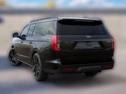 Ford Expedition Max Platinum 4x4 2027 — side view