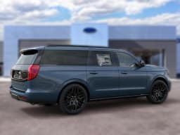Ford Expedition Max Platinum 4x4 2027 — side view