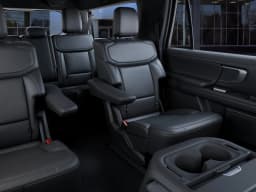 Ford Expedition Max Platinum 4x4 2027 — side view