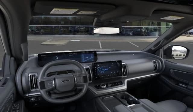 Ford Expedition Max Platinum 4x4 2026 — side view