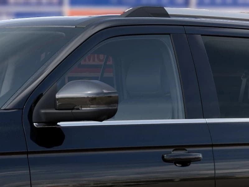 Ford Expedition Max Platinum 4x4 2027 — side view