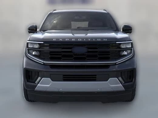 Ford Expedition Max Platinum 4x4 2025 — side view