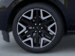 Ford Expedition Max Platinum 4x4 2025 — side view