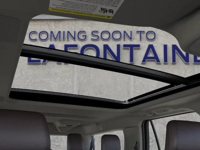 Ford Expedition Max Platinum 4x4 2025 — side view