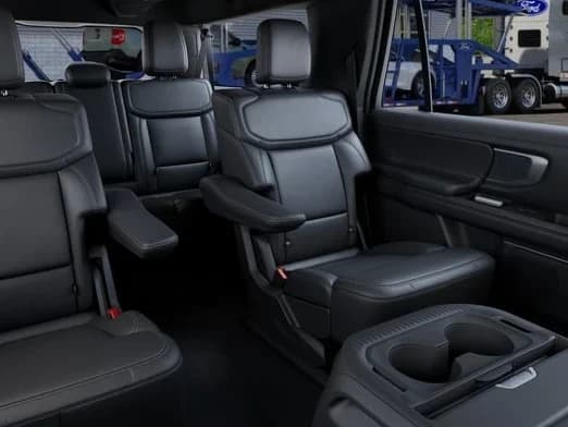 Ford Expedition Max Platinum 4x4 2027 — side view