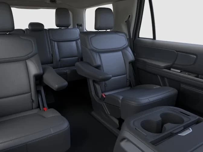 Ford Expedition Active 4x2 2026 — side view