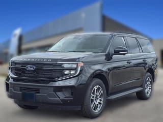 Ford Expedition Active 4x2