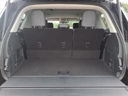 Ford Expedition Active 4x2 2026 — side view