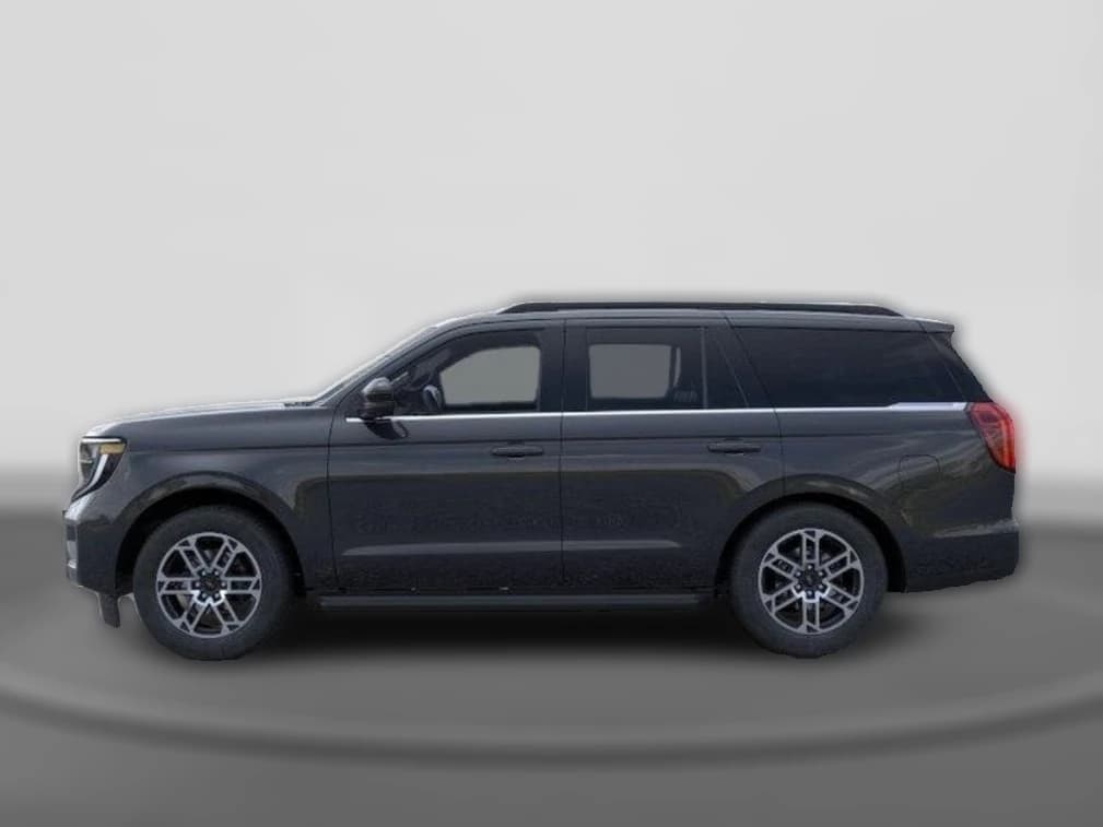Ford Expedition Active 4x2 2026 — side view