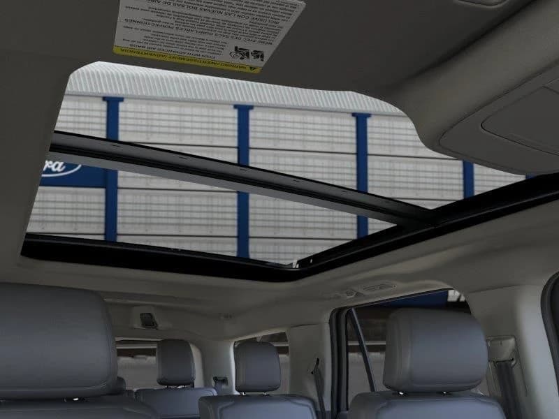 Ford Expedition Active 4x2 2026 — side view